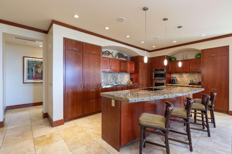 Wailea Beach Villas image