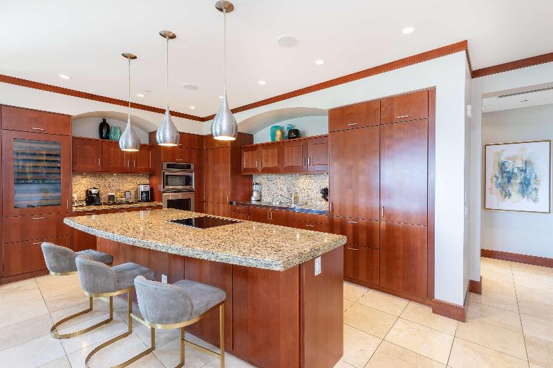 Wailea Beach Villas image