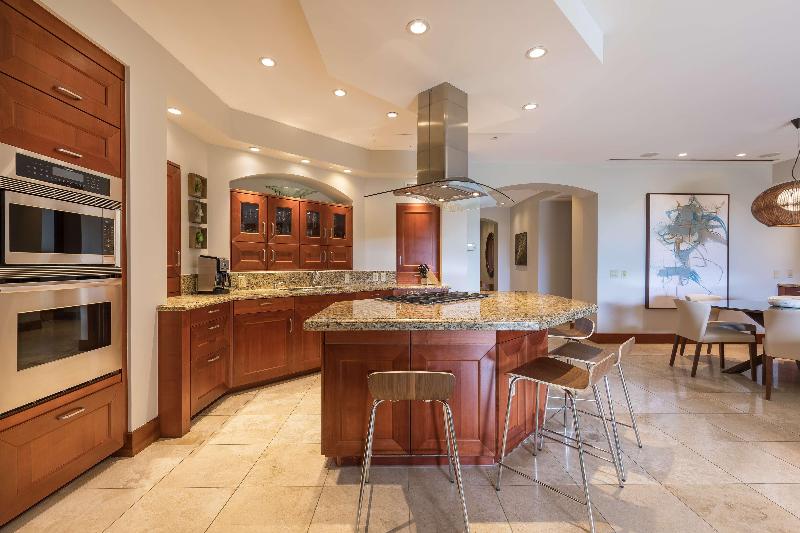 Wailea Beach Villas image