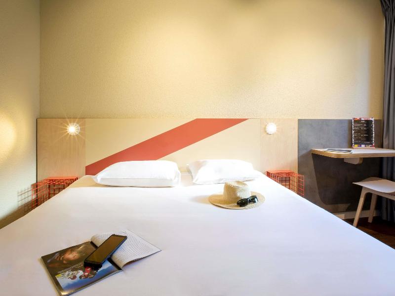 Ibis Budget Avignon Centre image