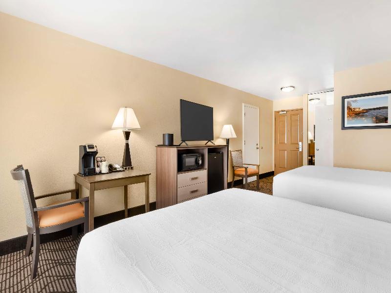 Best Western Plus Heritage Inn image