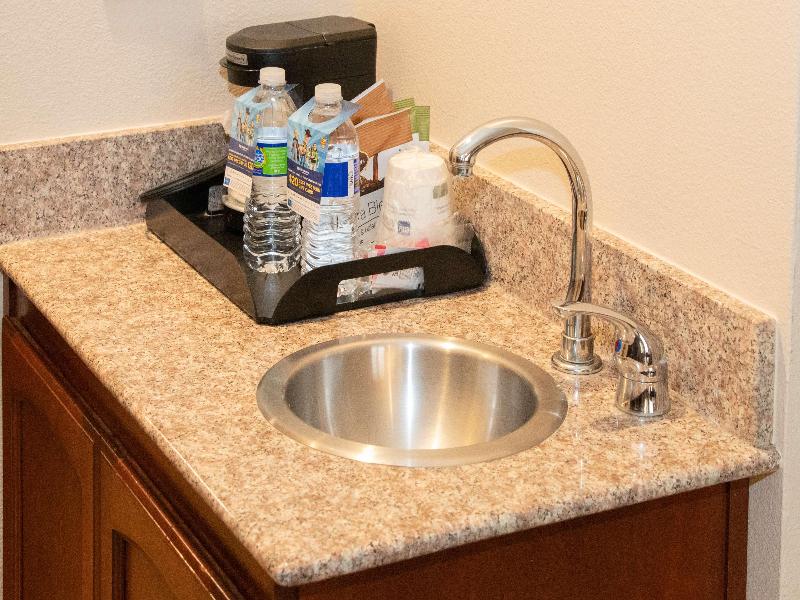 Best Western I-5 Inn & Suites image