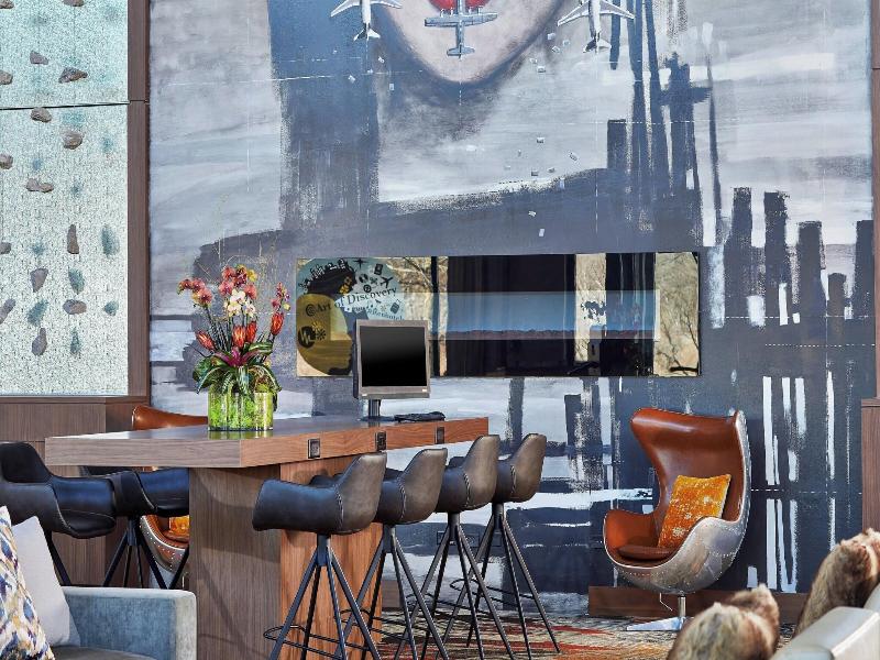 Renaissance Chicago Glenview Suites Hotel image