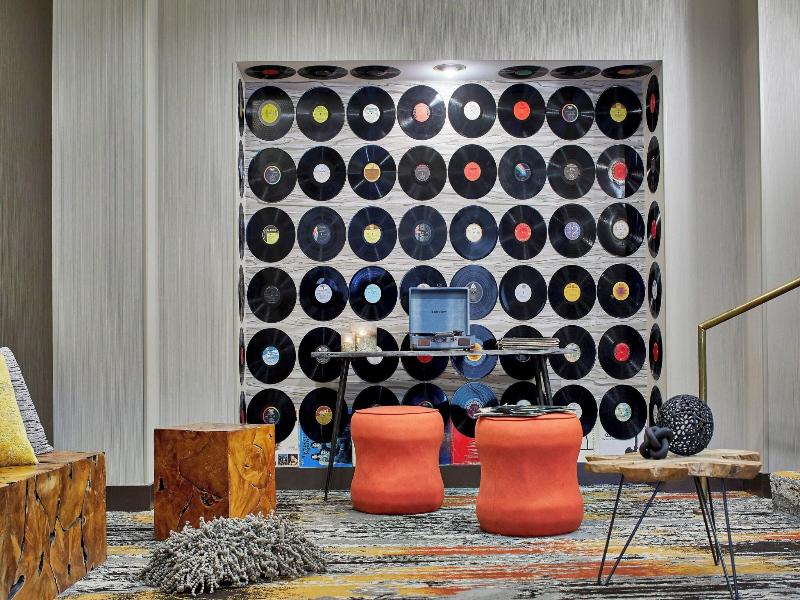 Renaissance Chicago Glenview Suites Hotel image
