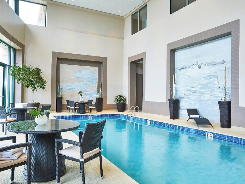 Renaissance Chicago Glenview Suites Hotel image