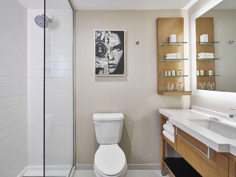 Renaissance Chicago Glenview Suites Hotel image