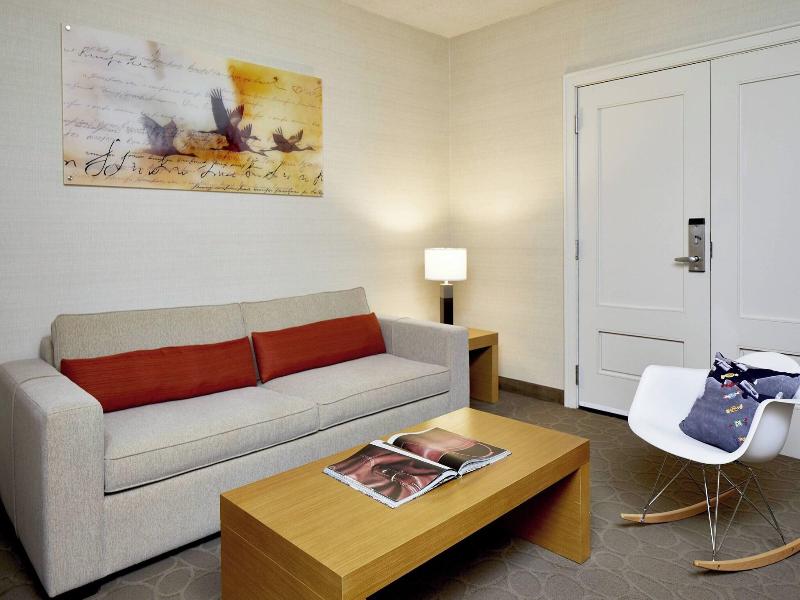Renaissance Chicago Glenview Suites Hotel image