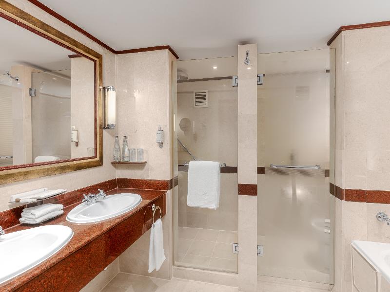 Kampala Serena Hotel image