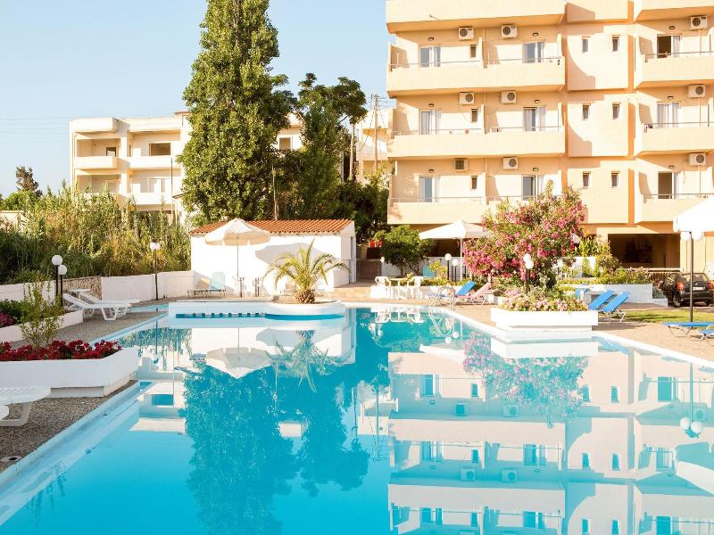 Albatros Hotel image