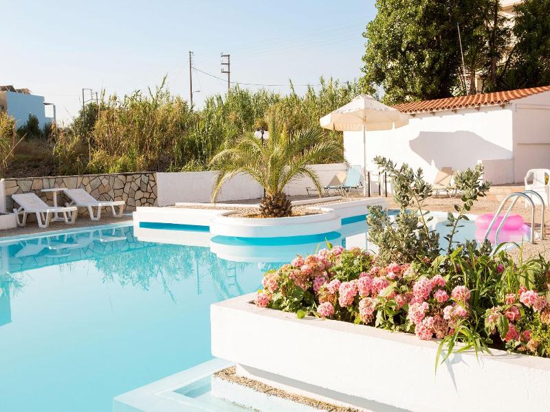 Albatros Hotel image