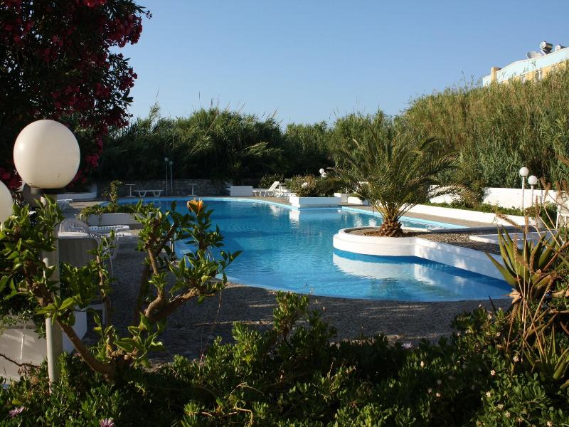 Albatros Hotel image