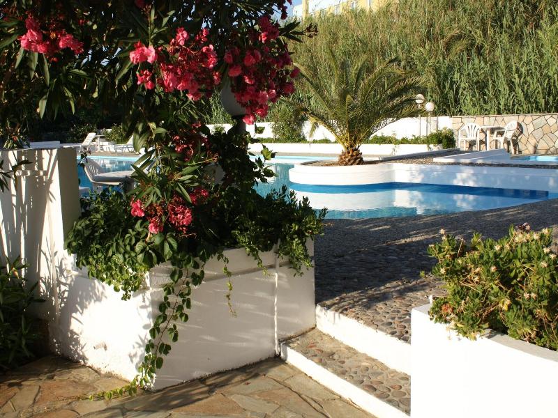 Albatros Hotel image