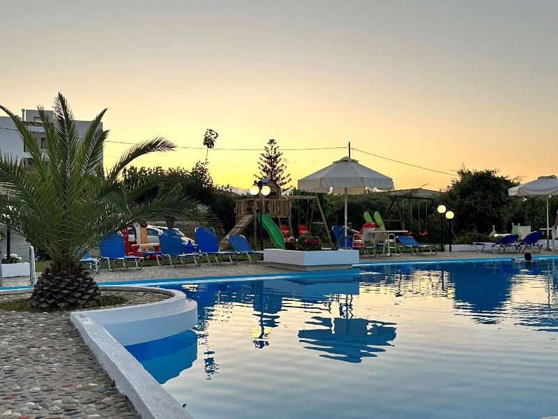 Albatros Hotel image