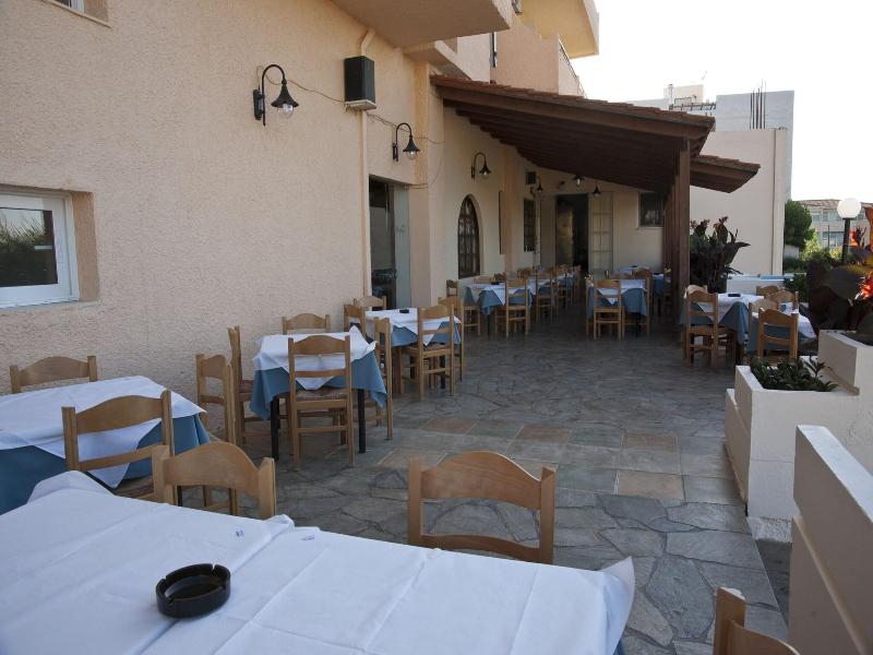 Albatros Hotel image