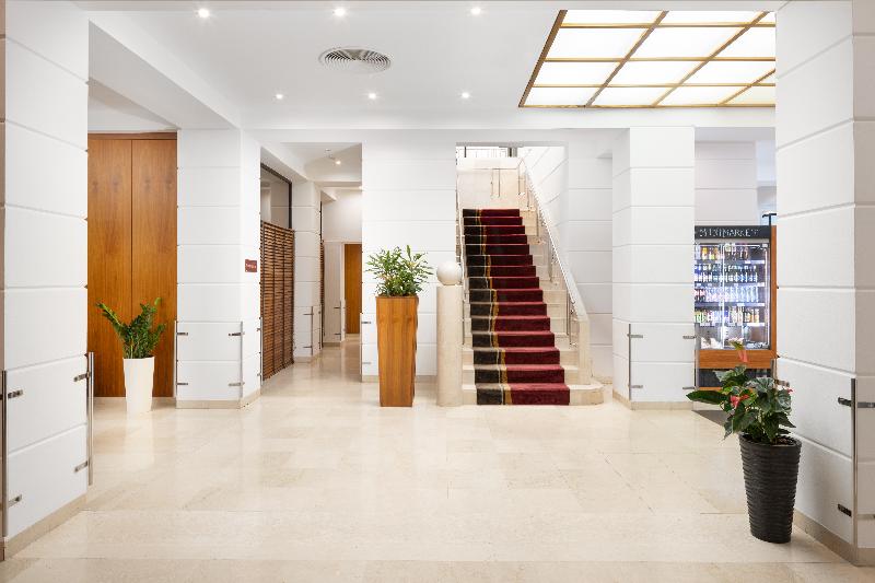K + K  Hotel Opera image