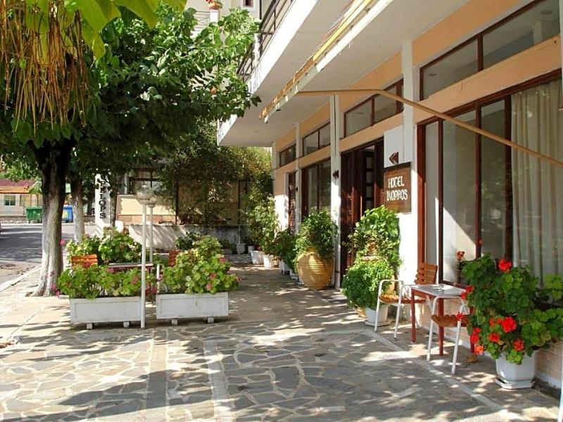 Inomaos Hotel image