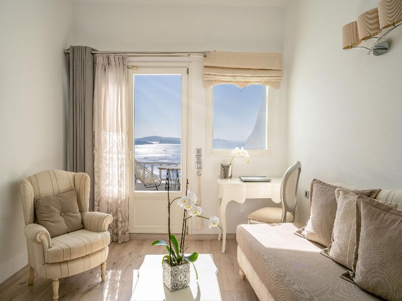 Delfini Villas image