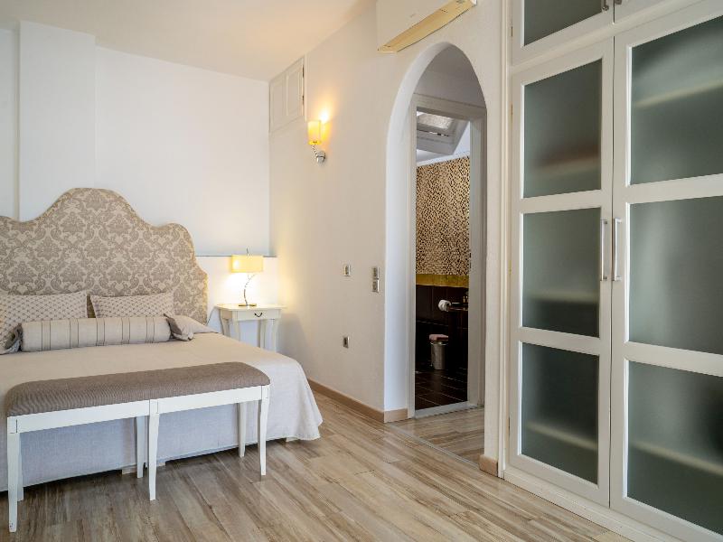 Delfini Villas image