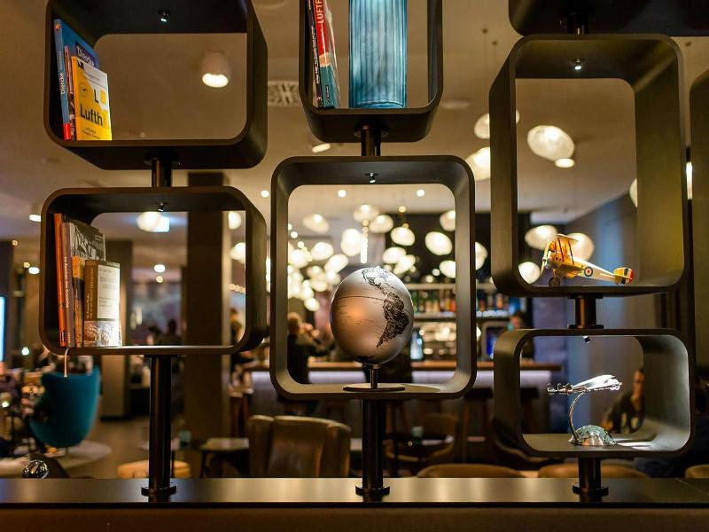 Motel One Frankfurt Airport image