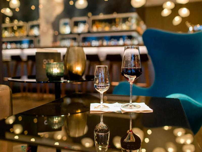 Motel One Frankfurt Airport image