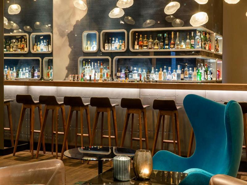 Motel One Frankfurt Airport image