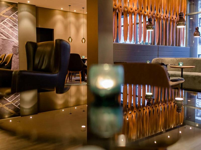 Motel One Frankfurt Airport image