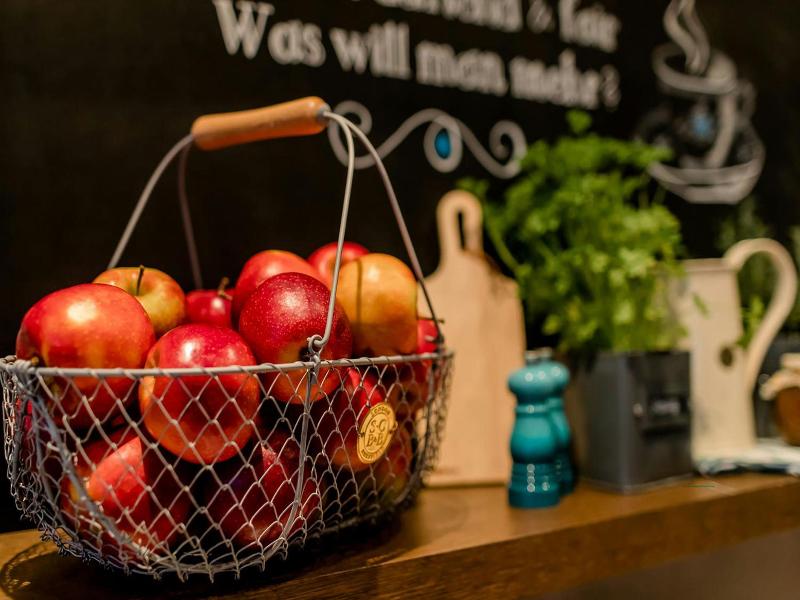 Motel One Frankfurt Airport image