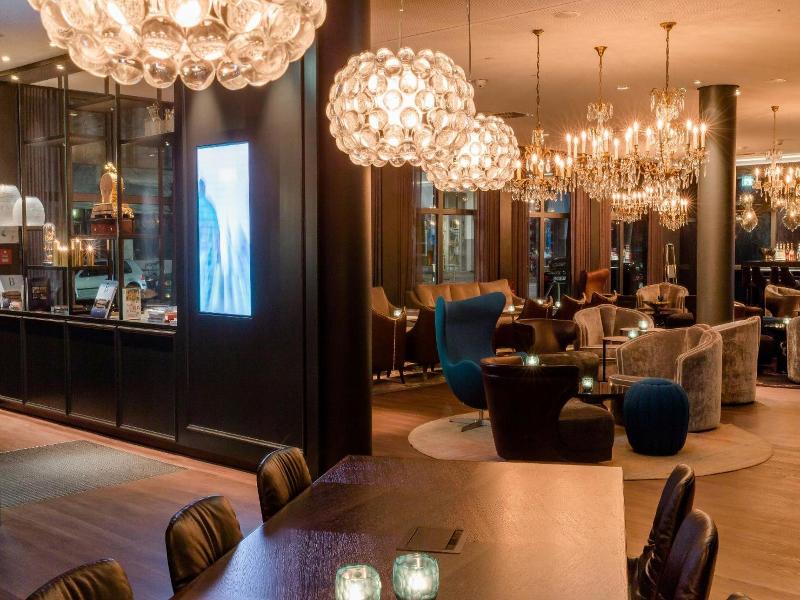 Motel One Berlin-Bellevue image