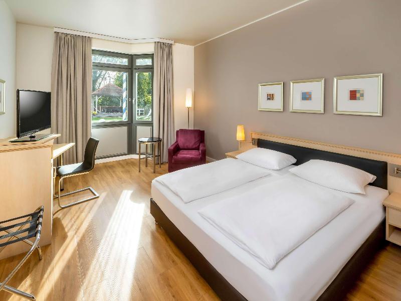 Movenpick Hotel Munchen Airport image