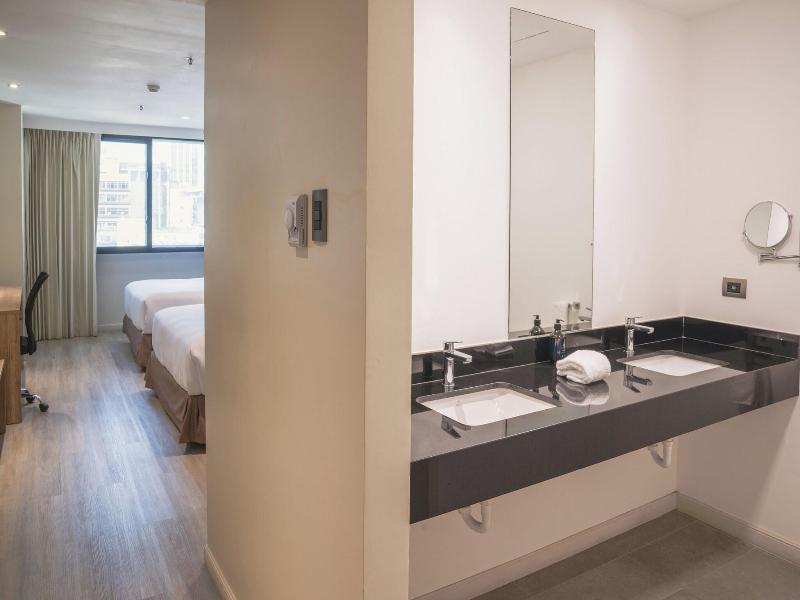 Unipark Hotel Guayaquil image
