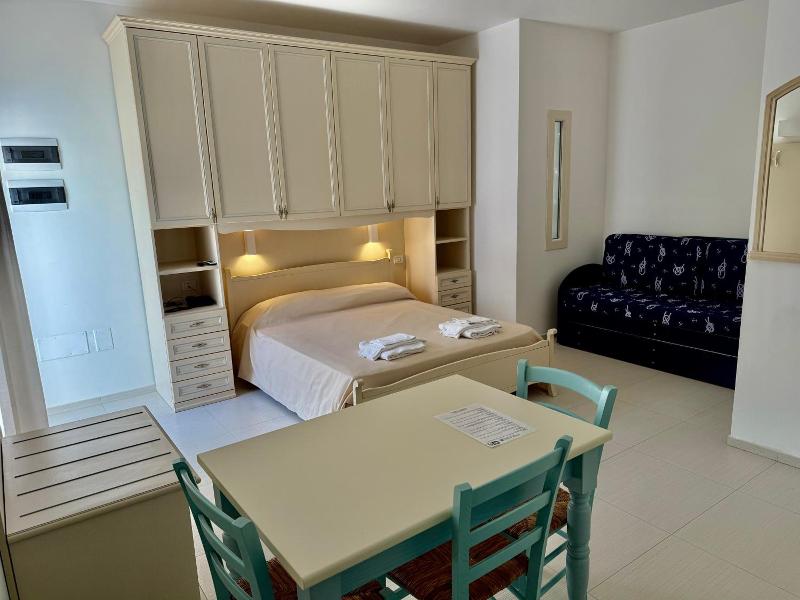 Baia Sangiorgio Hotel Resort image