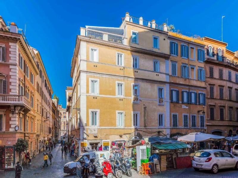 Relais Trevi 95 Boutique Hotel image