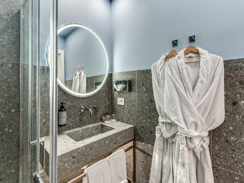 Relais Trevi 95 Boutique Hotel image