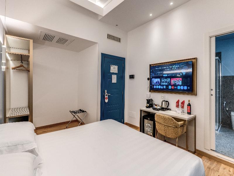 Relais Trevi 95 Boutique Hotel image