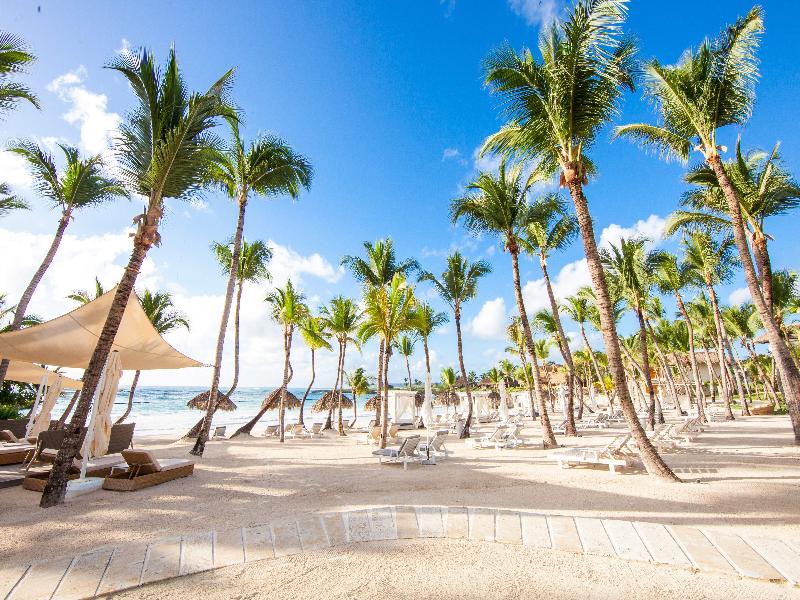 Eden Roc Cap Cana — exterior view