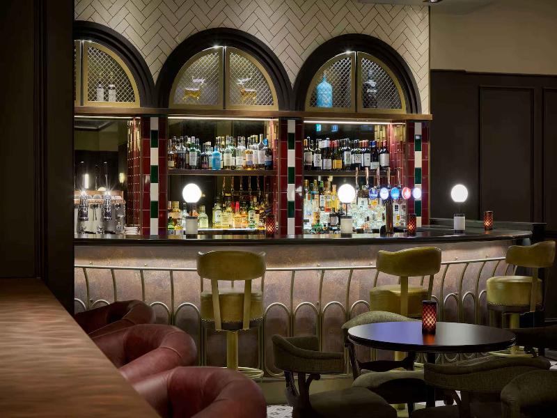 Hilton Edinburgh Carlton image