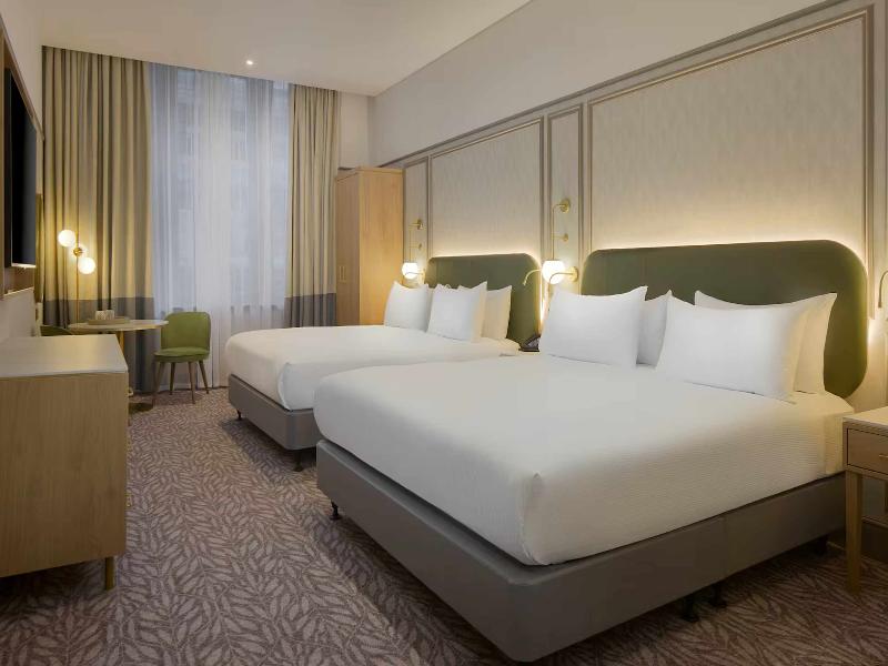 Hilton Edinburgh Carlton image