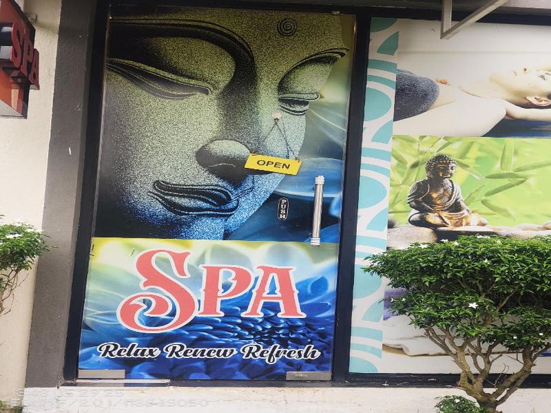 The Golden Suites & Spa image