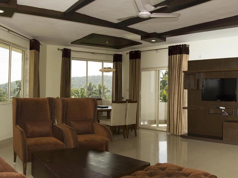 The Golden Suites & Spa image
