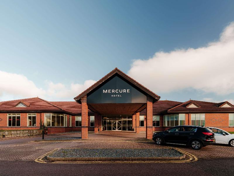 Mercure Daventry Court Hotel image