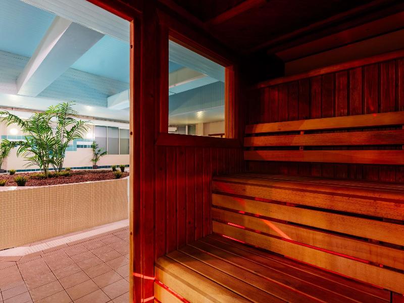 Mercure Daventry Court Hotel image