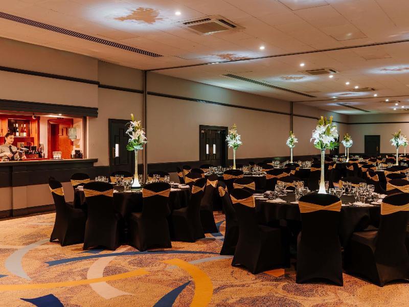 Mercure Daventry Court Hotel image