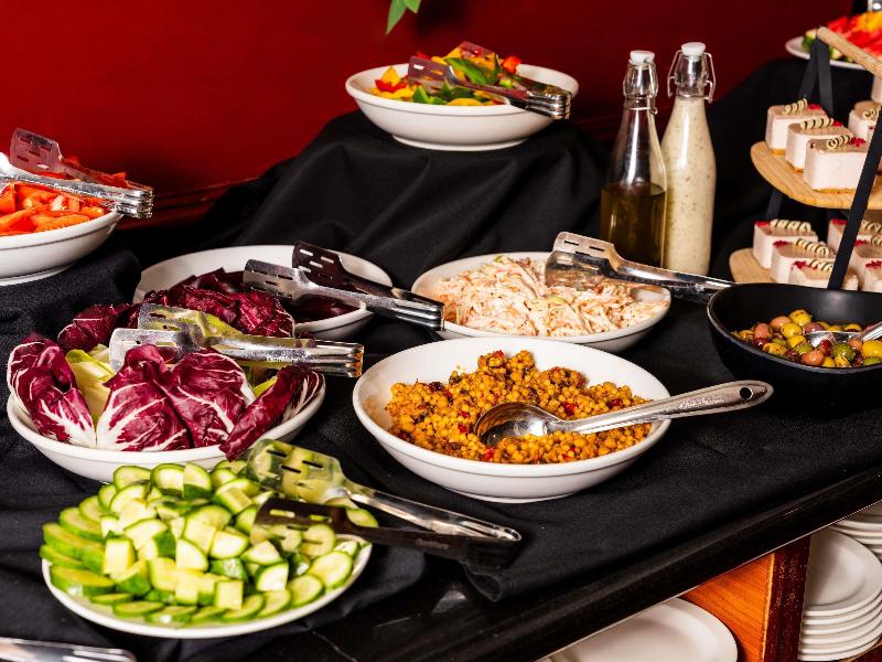Mercure Daventry Court Hotel image
