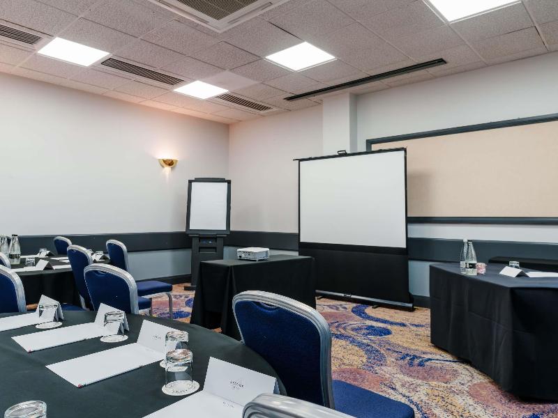 Mercure Daventry Court Hotel image