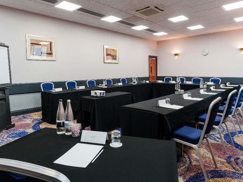Mercure Daventry Court Hotel image