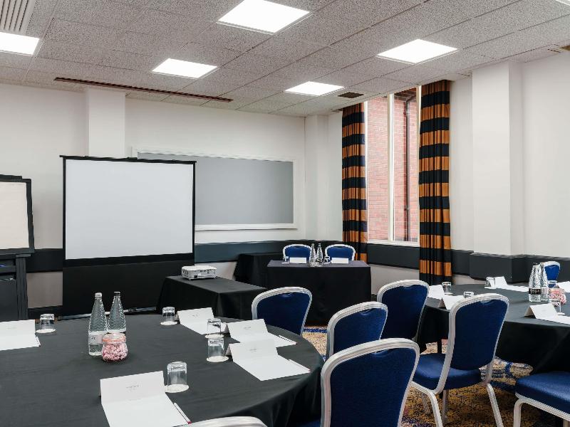 Mercure Daventry Court Hotel image