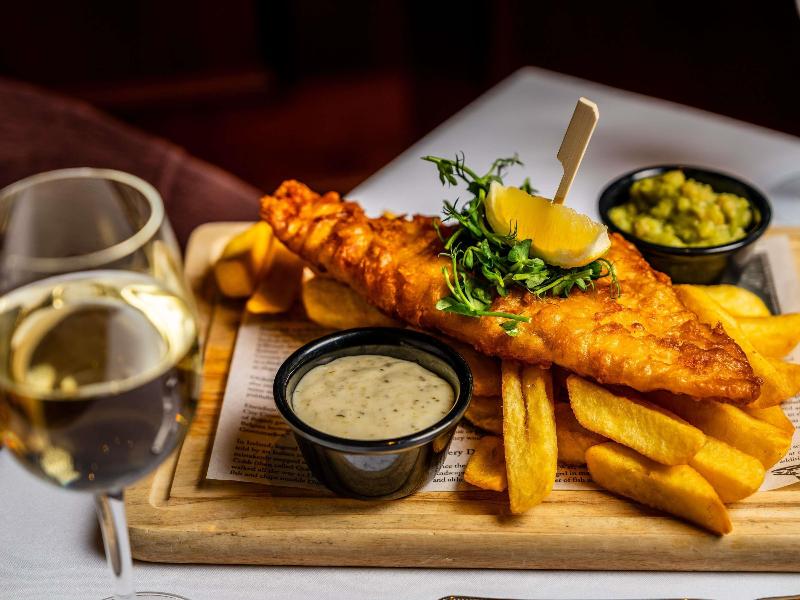 Mercure Daventry Court Hotel image