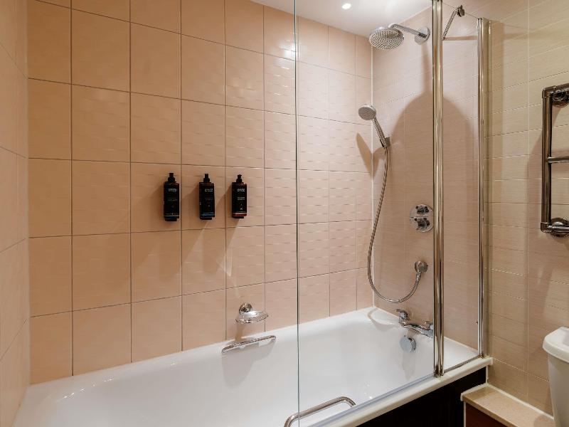 Mercure Daventry Court Hotel image