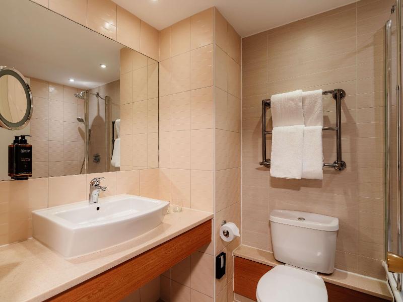 Mercure Daventry Court Hotel image