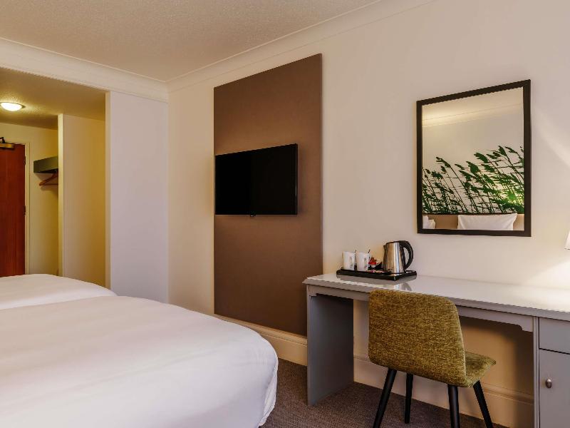 Mercure Daventry Court Hotel image